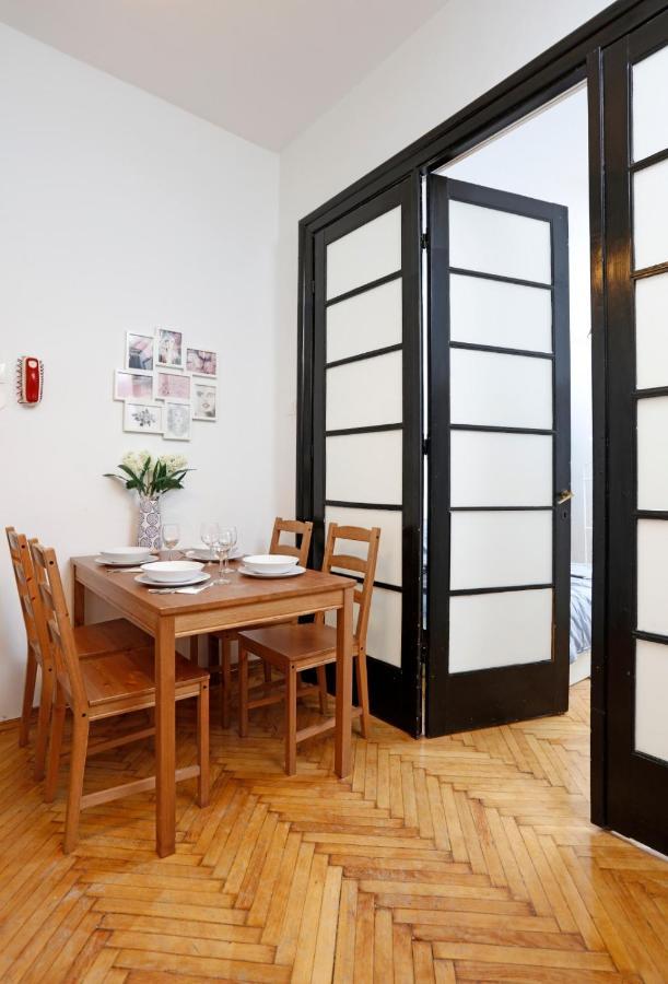 Lovely Apartment With 2 Bedrooms Бухарест Экстерьер фото